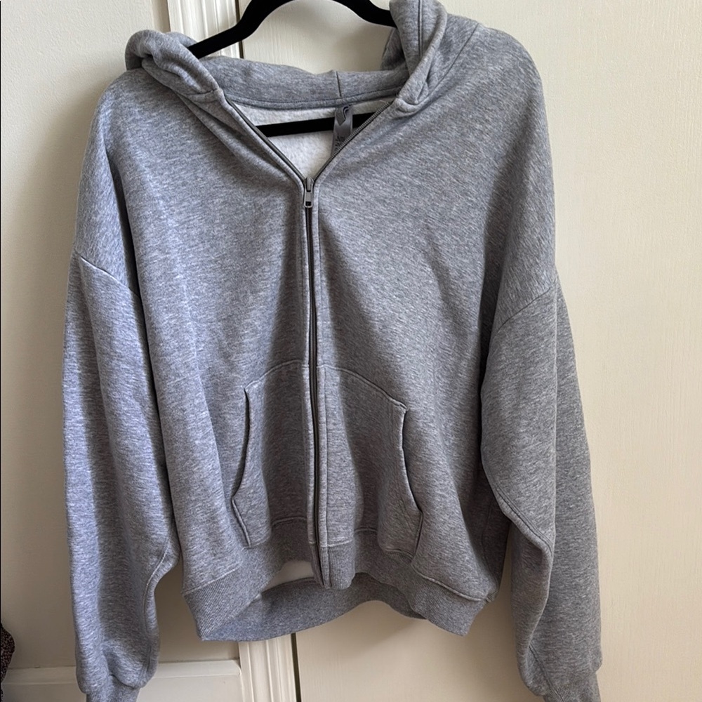 NWOT skims zip up hoodie